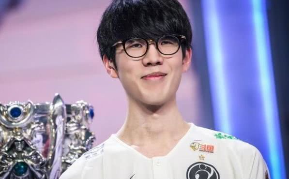 利物浦矛盾公开化！利物浦3-3遭保级队绝平 赛后萨拉赫炮轰球队