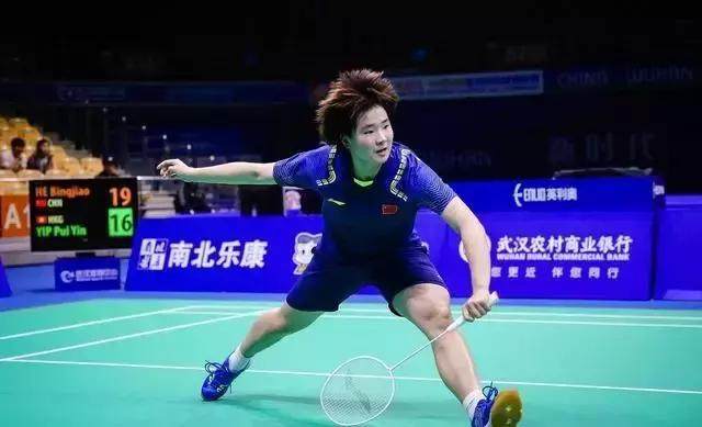 里弗斯：字母哥不会随队前往底特律，格林明天接受MRI检查