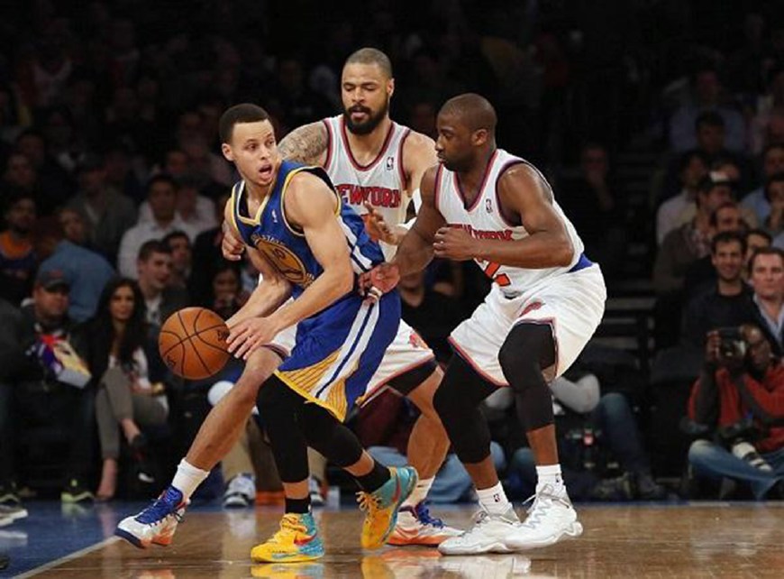 学生们均在 学生们均在