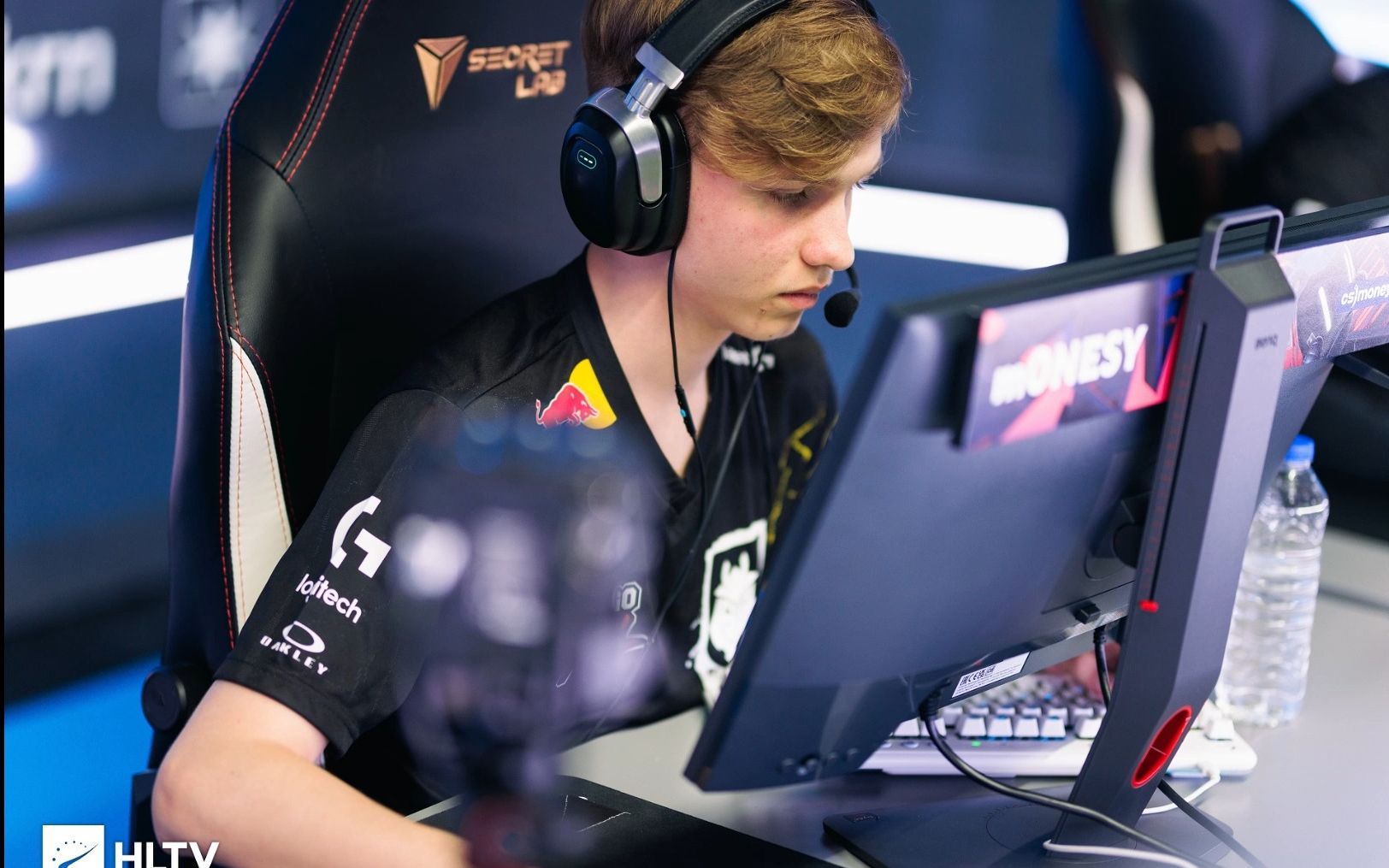 情绪干扰 情绪干扰